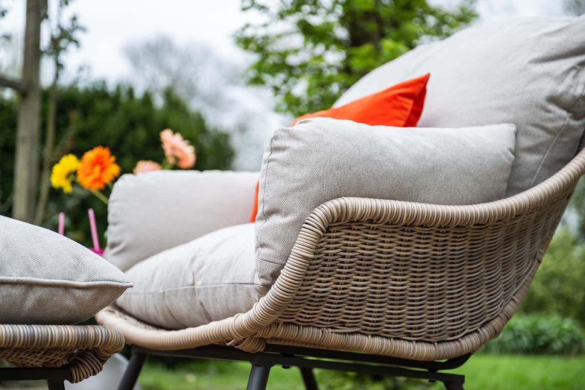 Logan armchair including ottoman - vintage willow -  desert sand