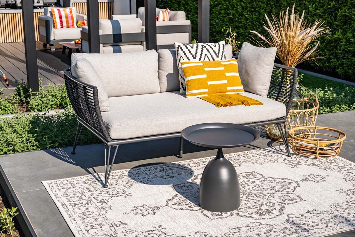 Melissa daybed - carbon black - rope lava black -  valley sand