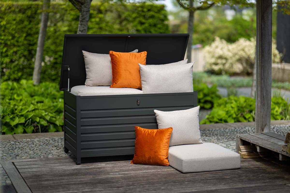 Cambridge cushionbox - 141x73xH72 cm  -  carbon black